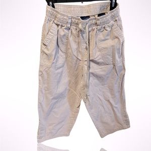 Gloria Vanderbilt causal linen like pants. Petite medium with drawstring